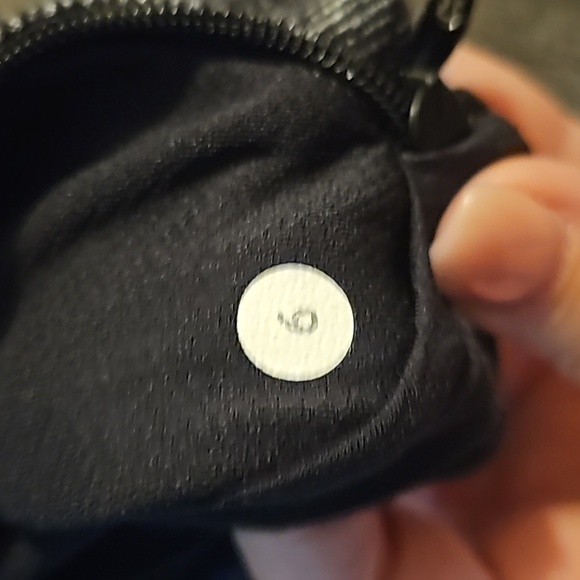 Lululemon Half Zip Long Sleeve, Size 6 - Picture 7 of 13